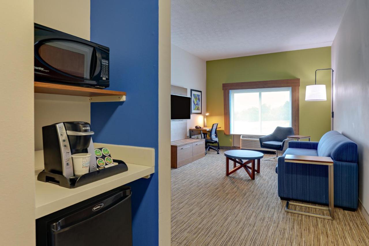 Holiday Inn Express Campbellsville By Ihg Bagian luar foto