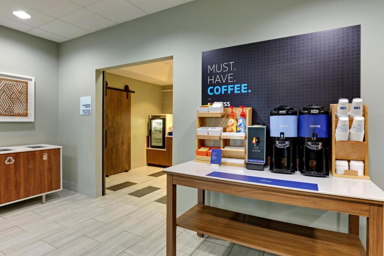 Holiday Inn Express Campbellsville By Ihg Bagian luar foto