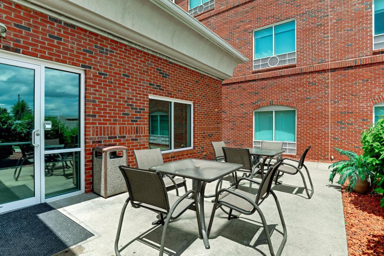 Holiday Inn Express Campbellsville By Ihg Bagian luar foto