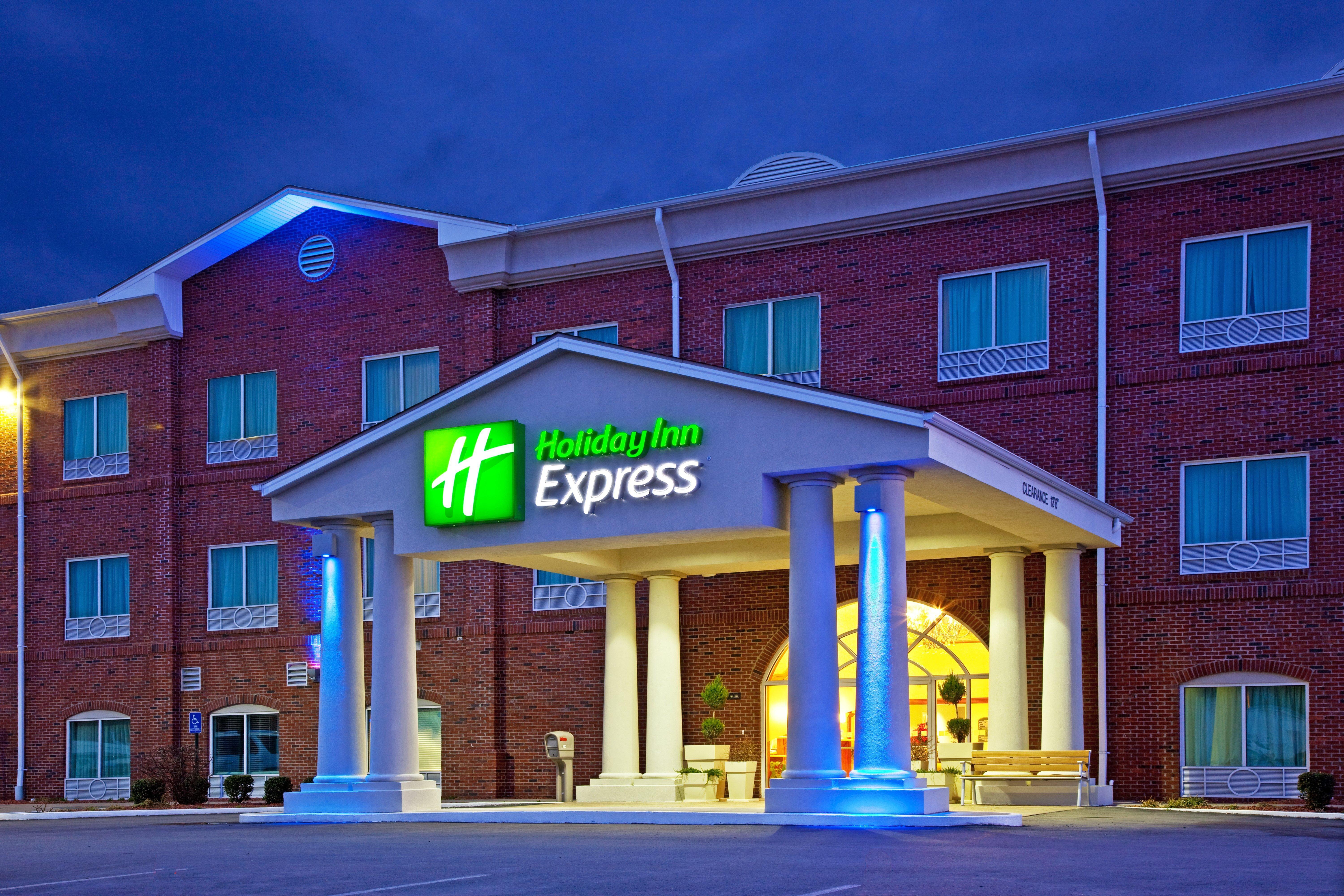 Holiday Inn Express Campbellsville By Ihg Bagian luar foto