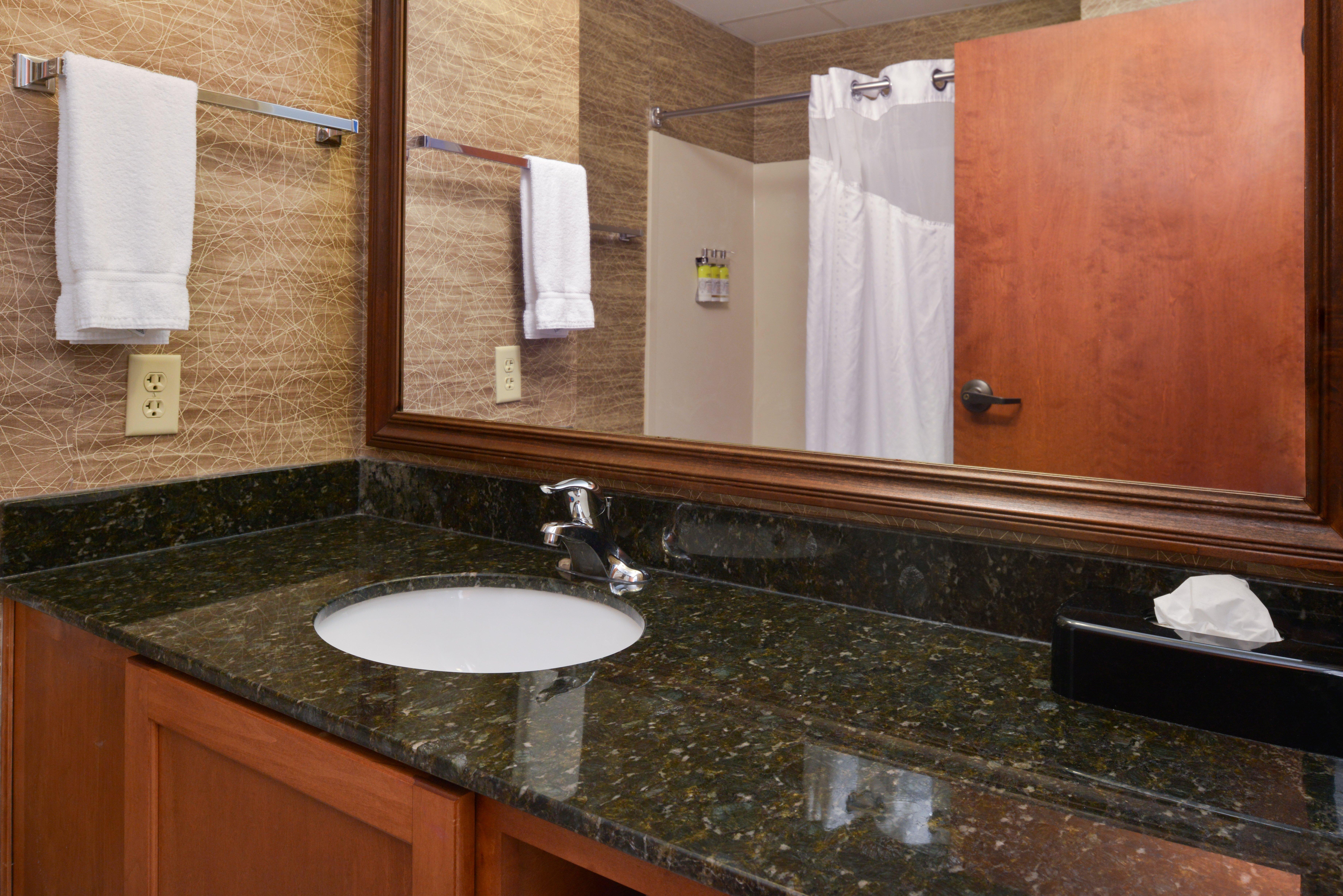 Holiday Inn Express Campbellsville By Ihg Bagian luar foto